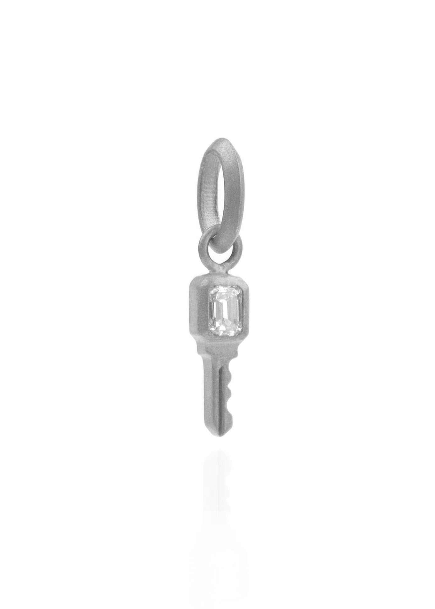 emerald-key-emblem-